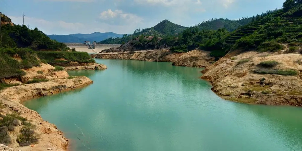 小型水库雨水情测报及大坝安全监测设施升级改造